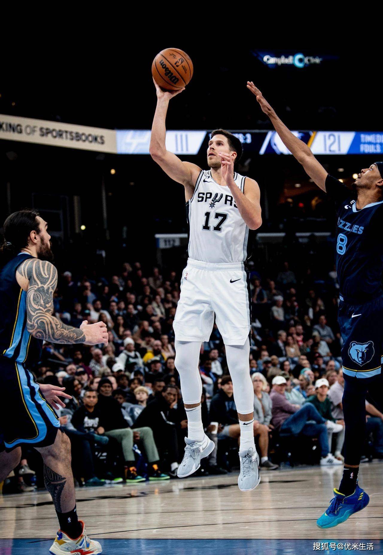 爱游戏体育app官网入口注册-战术调整引发热议！，科维托娃在IG比赛中反败为胜比赛高潮迭起-爱游戏体育app官网入口注册