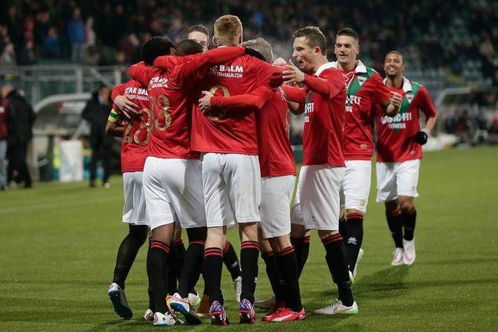 欧冠赛程吃紧,阿贾克斯今晨回应争议,质疑声仍在,年轻球员得到机会 欧冠赛程吃紧,阿贾克斯今晨回应争议,质疑声仍在,年轻球员得到机会